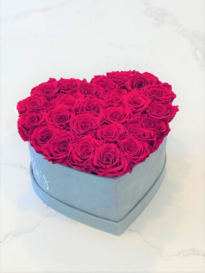 I heart U Box 25 Red Roses