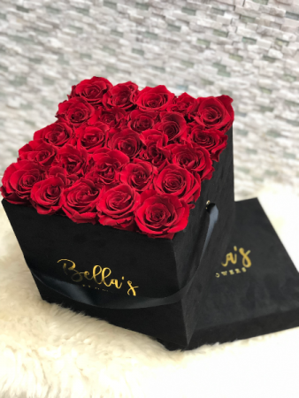 Square Hat Box with Roses
