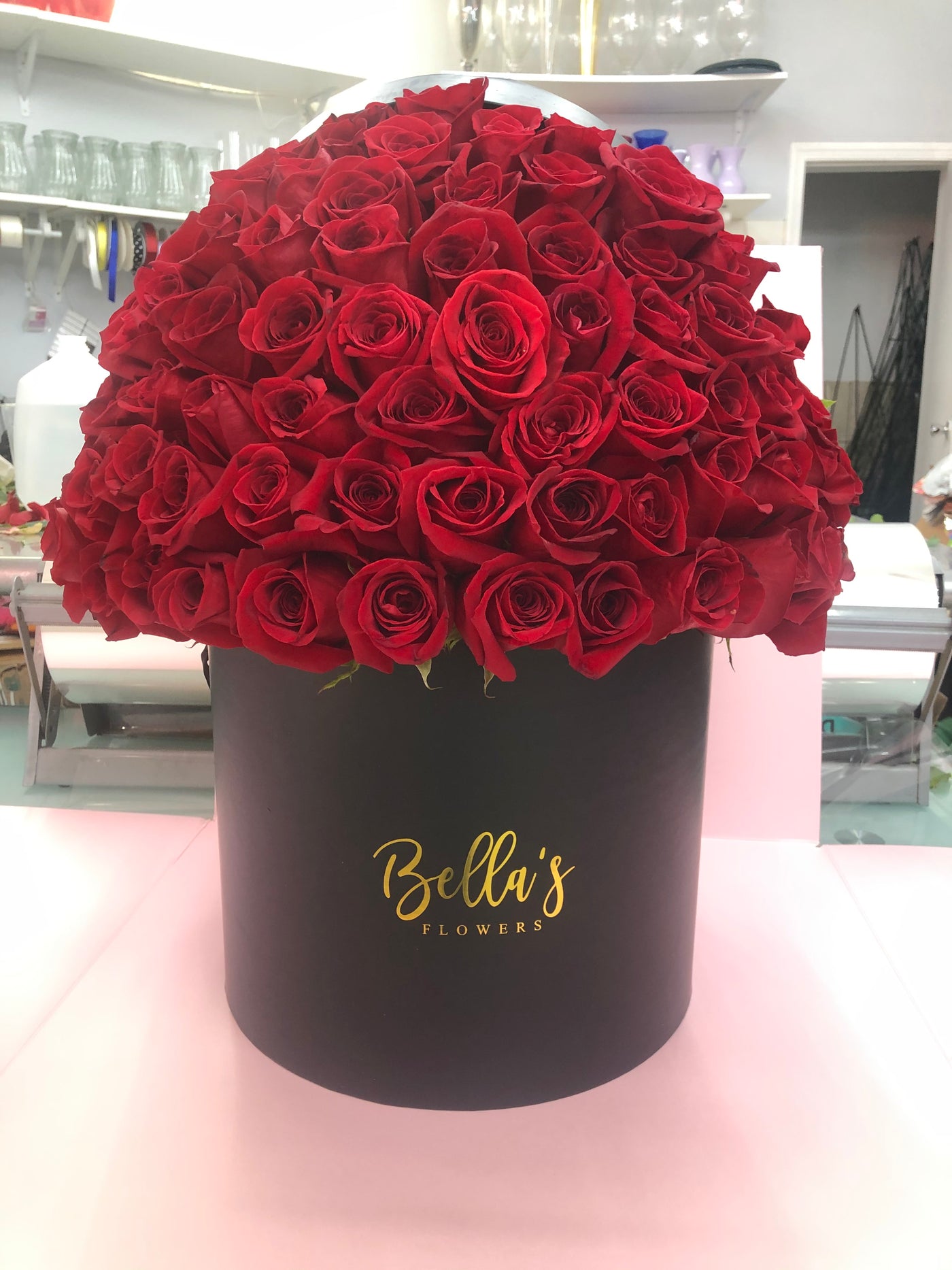 50 Fresh Roses in a Hat Box